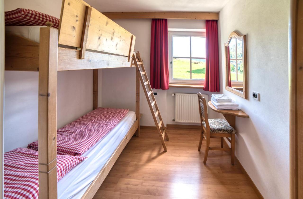 Residenz Am Kaiserweg Longostagno Bagian luar foto